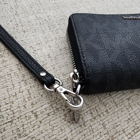 Michael Kors | Jet Set Wallet - Picture 4 of 9